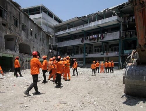 Resmi Ditutup, Evakuasi Korban Ponpes Al-Khoziny Tinggalkan Isak Tangis Keluarga